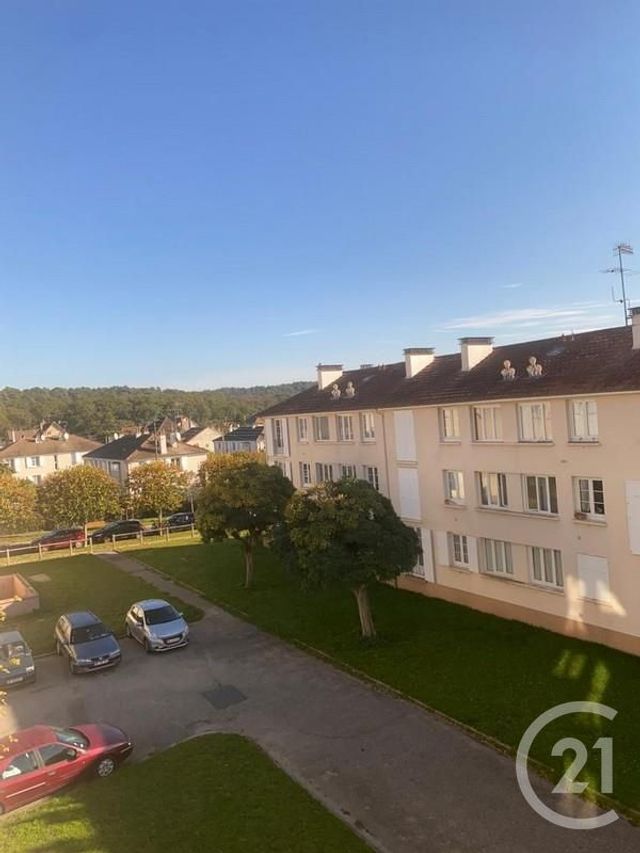 parking - FONTAINEBLEAU - 77