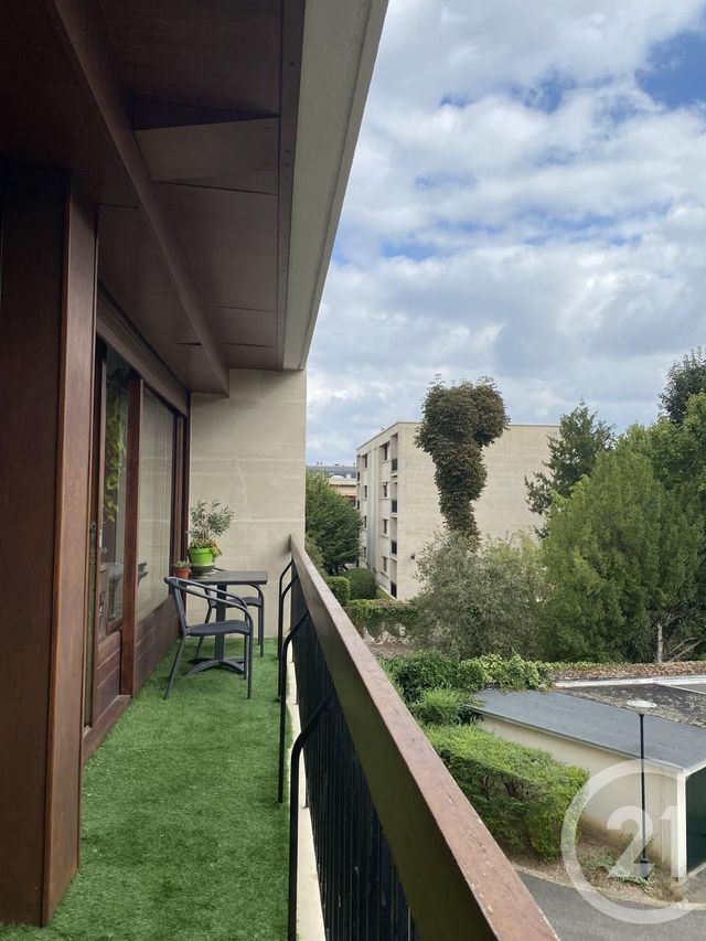 Appartement &agrave; louer - 3 pi&egrave;ces - 80,95 m2 - Fontainebleau - 77 - ILE-DE-FRANCE