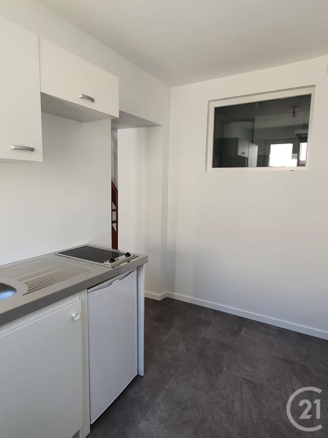 Appartement &agrave; louer - 3 pi&egrave;ces - 51,13 m2 - Avon - 77 - ILE-DE-FRANCE