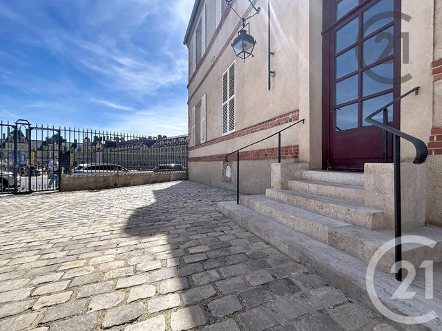 Appartement 2 pièces &agrave; vendre - 2 pi&egrave;ces - 30,74 m2 - Fontainebleau - 77 - ILE-DE-FRANCE