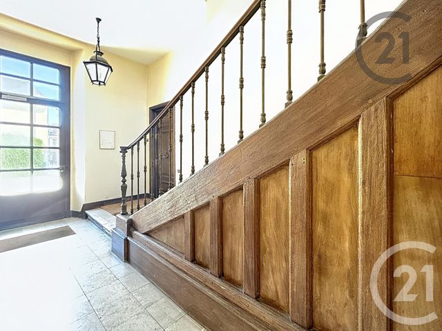 Appartement 2 pièces &agrave; vendre - 2 pi&egrave;ces - 30,74 m2 - Fontainebleau - 77 - ILE-DE-FRANCE