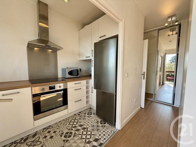 Appartement Studio &agrave; vendre - 1 pi&egrave;ce - 36,45 m2 - Fontainebleau - 77 - ILE-DE-FRANCE