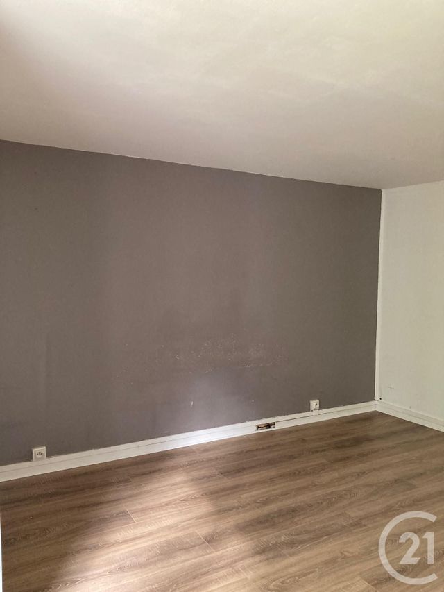 Appartement &agrave; louer - 2 pi&egrave;ces - 50,97 m2 - Samois Sur Seine - 77 - ILE-DE-FRANCE