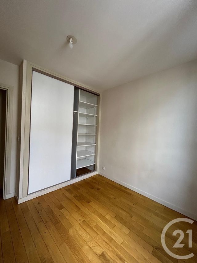 Appartement &agrave; louer - 3 pi&egrave;ces - 48,45 m2 - Melun - 77 - ILE-DE-FRANCE