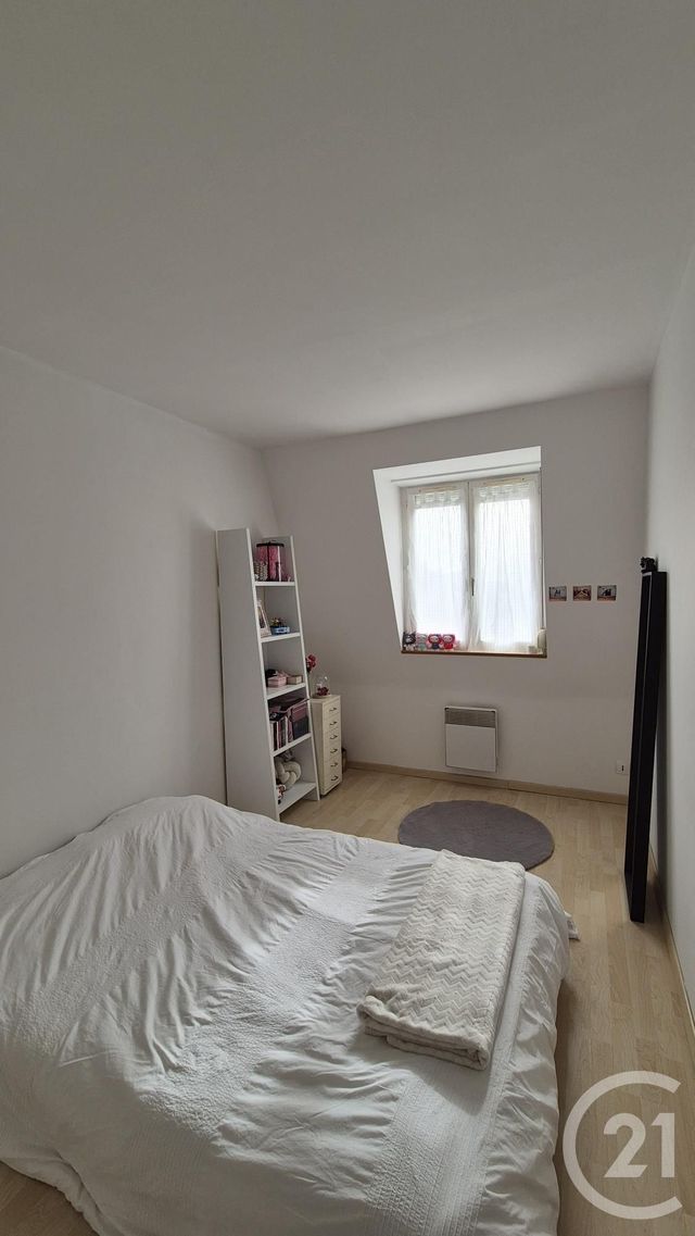 Appartement &agrave; louer - 2 pi&egrave;ces - 36,76 m2 - Fontainebleau - 77 - ILE-DE-FRANCE