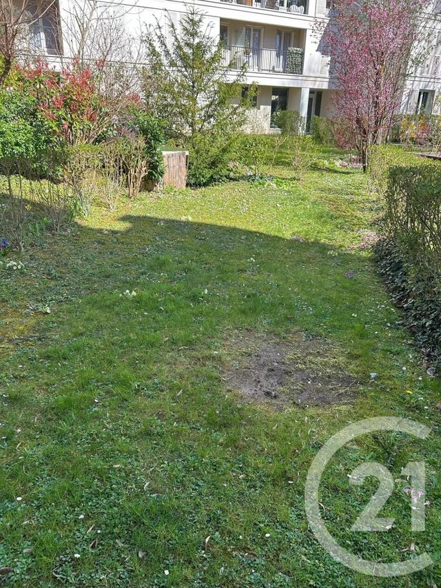 Appartement Studio &agrave; louer - 1 pi&egrave;ce - 27,55 m2 - Fontainebleau - 77 - ILE-DE-FRANCE