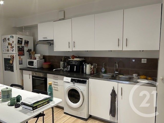 Appartement &agrave; louer - 2 pi&egrave;ces - 45,75 m2 - Nemours - 77 - ILE-DE-FRANCE