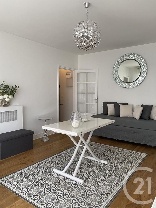 Appartement Studio &agrave; louer - 1 pi&egrave;ce - 31,41 m2 - Fontainebleau - 77 - ILE-DE-FRANCE