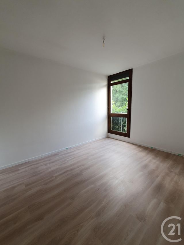 Appartement T2 &agrave; louer - 2 pi&egrave;ces - 50,25 m2 - Avon - 77 - ILE-DE-FRANCE