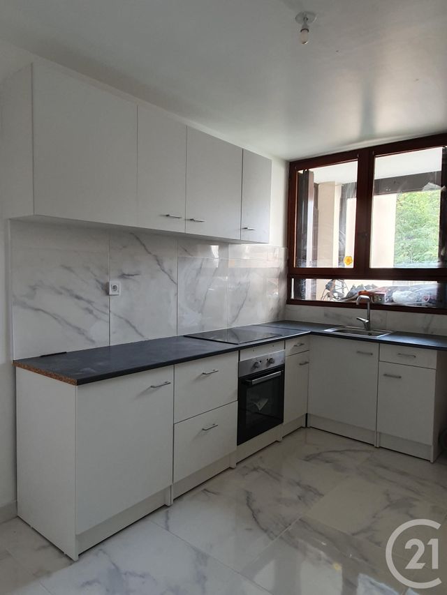 Appartement T2 &agrave; louer - 2 pi&egrave;ces - 50,25 m2 - Avon - 77 - ILE-DE-FRANCE