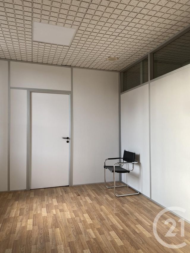 Bureaux à louer - 14.5 m2 - 77 - Seine-et-Marne