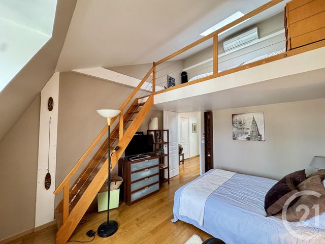 Appartement Duplex &agrave; vendre - 8 pi&egrave;ces - 184 m2 - Fontainebleau - 77 - ILE-DE-FRANCE