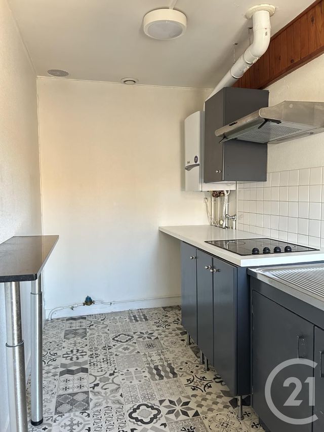 Appartement &agrave; louer - 2 pi&egrave;ces - 37,22 m2 - Fontainebleau - 77 - ILE-DE-FRANCE