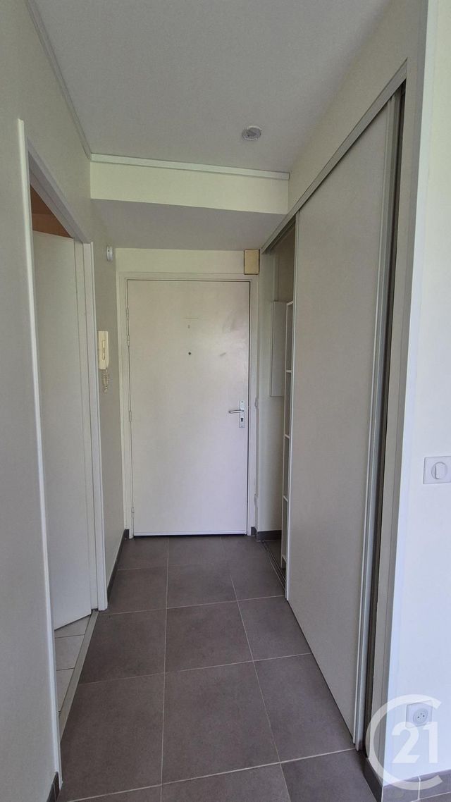 Appartement Studio &agrave; louer - 1 pi&egrave;ce - 27,02 m2 - Avon - 77 - ILE-DE-FRANCE
