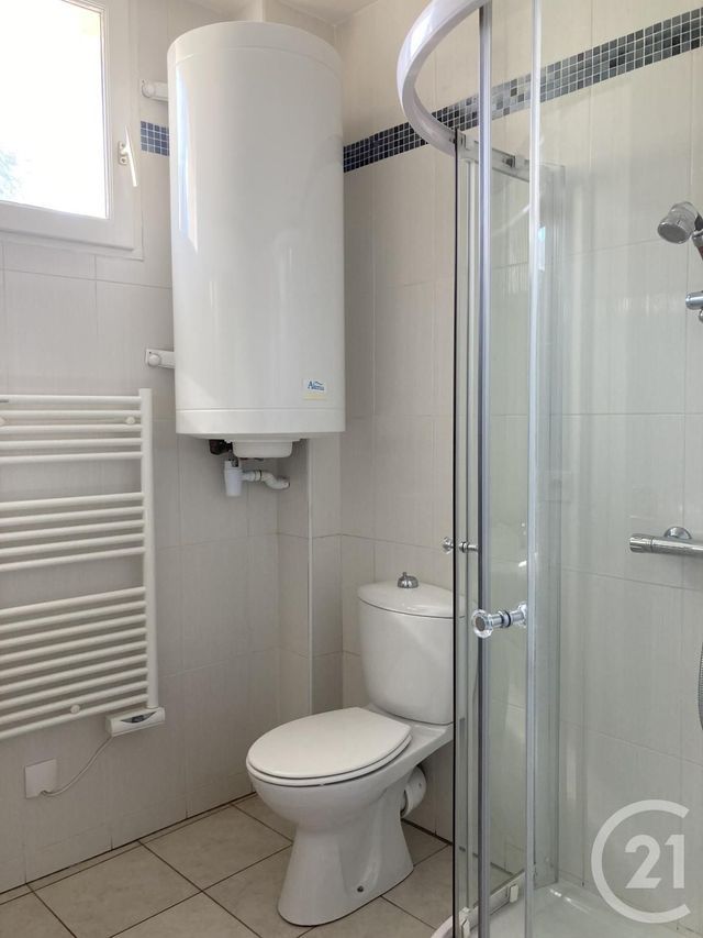 Appartement &agrave; louer - 3 pi&egrave;ces - 42,45 m2 - Avon - 77 - ILE-DE-FRANCE