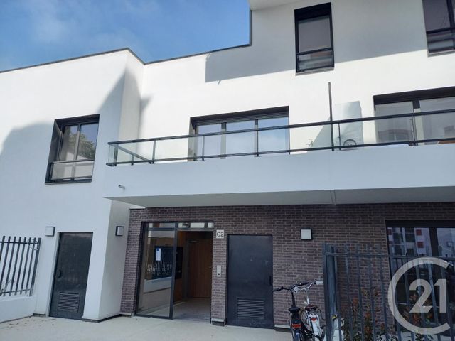 Appartement F2 &agrave; louer - 2 pi&egrave;ces - 41,10 m2 - Fontainebleau - 77 - ILE-DE-FRANCE