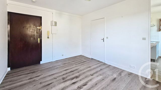 Appartement Studio &agrave; louer - 1 pi&egrave;ce - 28,09 m2 - Moret Sur Loing - 77 - ILE-DE-FRANCE