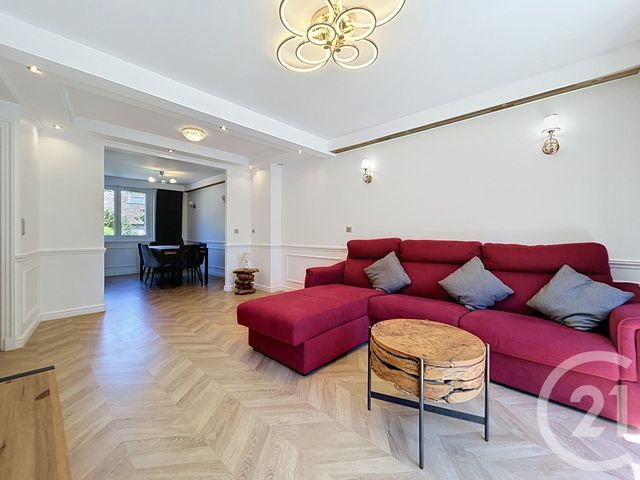 Appartement 5 pieces &agrave; louer - 5 pi&egrave;ces - 80,16 m2 - Fontainebleau - 77 - ILE-DE-FRANCE