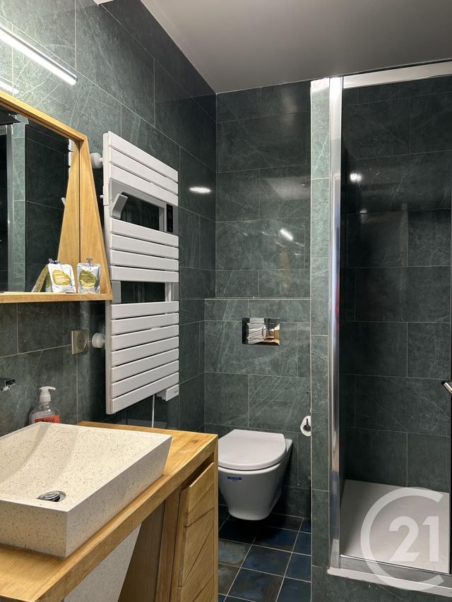 Appartement &agrave; louer - 5 pi&egrave;ces - 80,16 m2 - Fontainebleau - 77 - ILE-DE-FRANCE