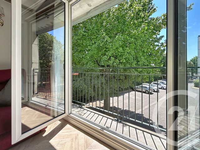 Appartement 5 pieces &agrave; louer - 5 pi&egrave;ces - 80,16 m2 - Fontainebleau - 77 - ILE-DE-FRANCE