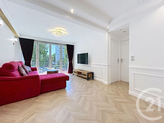 Appartement 5 pieces &agrave; louer - 5 pi&egrave;ces - 80,16 m2 - Fontainebleau - 77 - ILE-DE-FRANCE