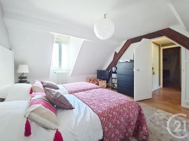 Maison &agrave; louer - 6 pi&egrave;ces - 118,33 m2 - Fontainebleau - 77 - ILE-DE-FRANCE