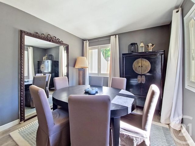 Maison &agrave; louer - 6 pi&egrave;ces - 118,33 m2 - Fontainebleau - 77 - ILE-DE-FRANCE