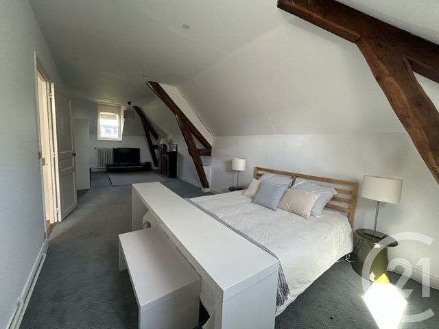 Maison &agrave; louer - 10 pi&egrave;ces - 279,78 m2 - Fontainebleau - 77 - ILE-DE-FRANCE
