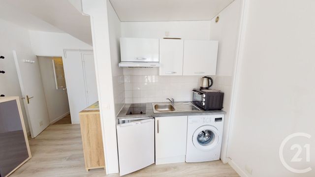 Appartement F1 &agrave; louer - 1 pi&egrave;ce - 20,66 m2 - Fontainebleau - 77 - ILE-DE-FRANCE