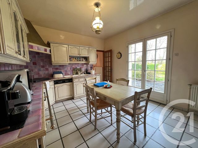 Maison &agrave; louer - 6 pi&egrave;ces - 174,14 m2 - Bois Le Roi - 77 - ILE-DE-FRANCE