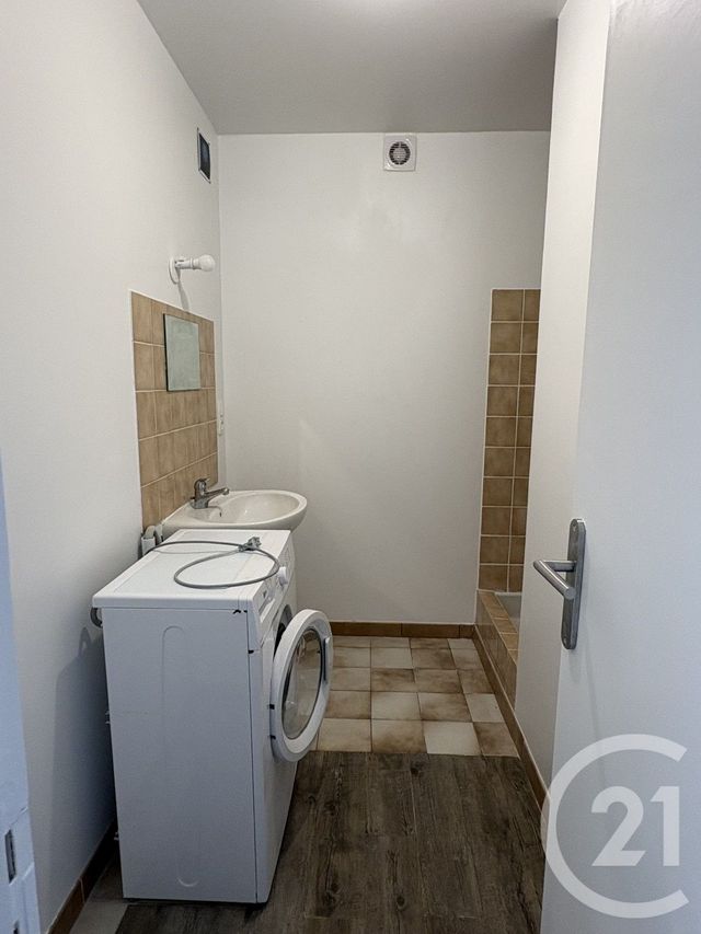 Appartement Studio &agrave; louer - 1 pi&egrave;ce - 29,71 m2 - Melun - 77 - ILE-DE-FRANCE
