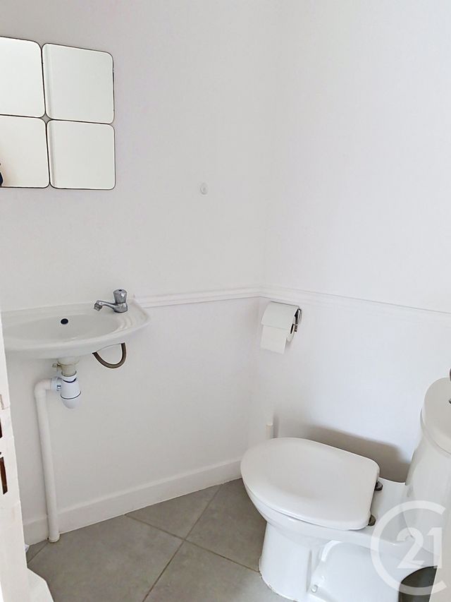 Local commercial à louer - 15.0 m2 - 77 - Seine-et-Marne