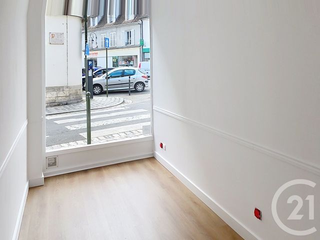 Local commercial à louer - 15.0 m2 - 77 - Seine-et-Marne