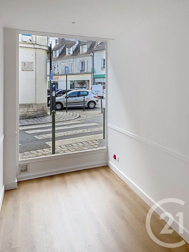 Local commercial à louer - 15.0 m2 - 77 - Seine-et-Marne