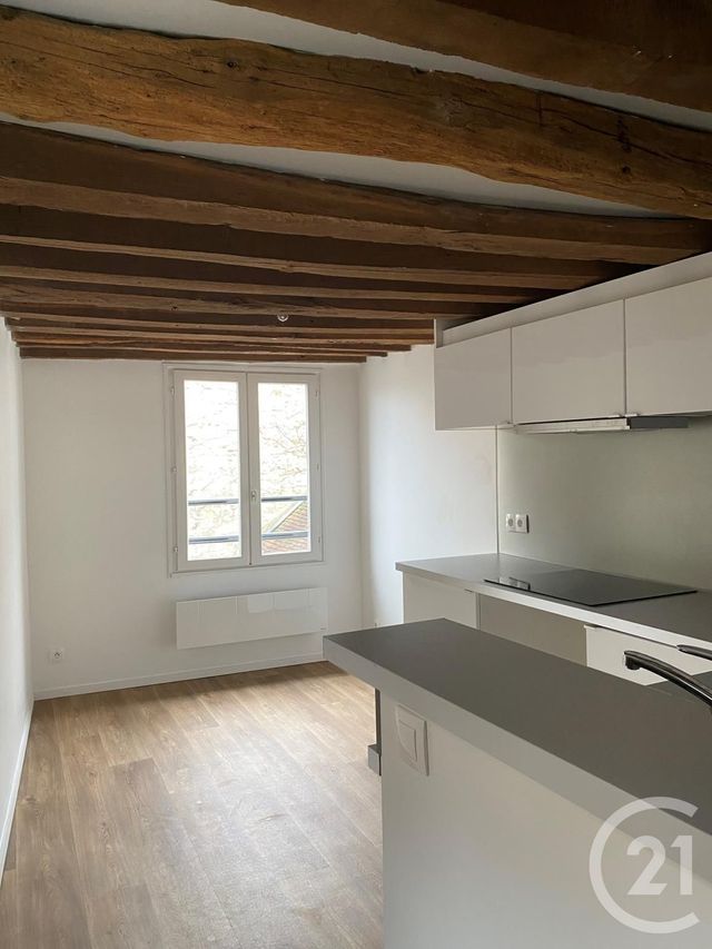 Appartement 2 pièces &agrave; louer - 2 pi&egrave;ces - 47,41 m2 - Fontainebleau - 77 - ILE-DE-FRANCE