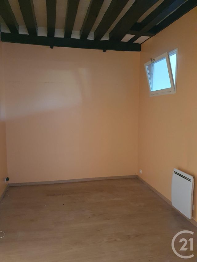 Appartement F3 &agrave; louer - 3 pi&egrave;ces - 53,80 m2 - Fontainebleau - 77 - ILE-DE-FRANCE