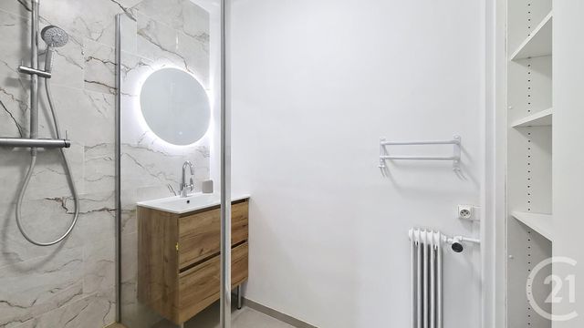 Appartement 3 pièces &agrave; louer - 3 pi&egrave;ces - 52 m2 - Avon - 77 - ILE-DE-FRANCE