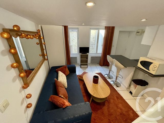 Appartement Studio &agrave; louer - 1 pi&egrave;ce - 16,05 m2 - Fontainebleau - 77 - ILE-DE-FRANCE