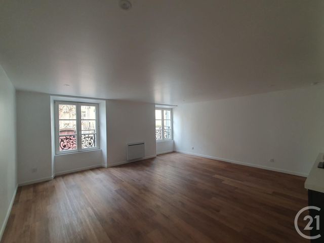 Appartement 2 pièces &agrave; louer - 2 pi&egrave;ces - 48,50 m2 - Melun - 77 - ILE-DE-FRANCE