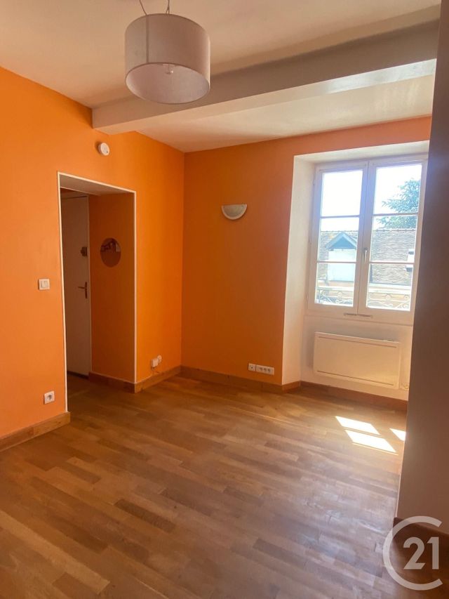 Appartement 2 pièces &agrave; louer - 2 pi&egrave;ces - 32,19 m2 - Fontainebleau - 77 - ILE-DE-FRANCE