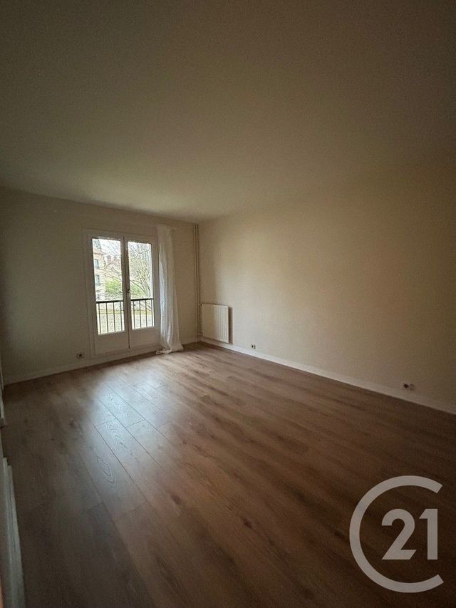 Appartement 4 pièces &agrave; louer - 4 pi&egrave;ces - 110,49 m2 - Fontainebleau - 77 - ILE-DE-FRANCE