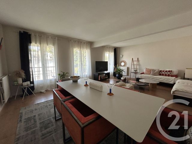 Appartement 4 pièces &agrave; louer - 4 pi&egrave;ces - 110,49 m2 - Fontainebleau - 77 - ILE-DE-FRANCE