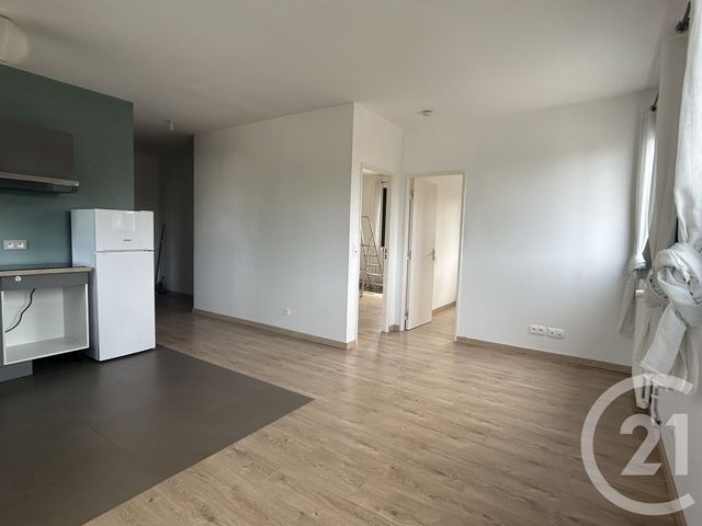 Appartement F3 &agrave; louer - 3 pi&egrave;ces - 53,40 m2 - Bois Le Roi - 77 - ILE-DE-FRANCE
