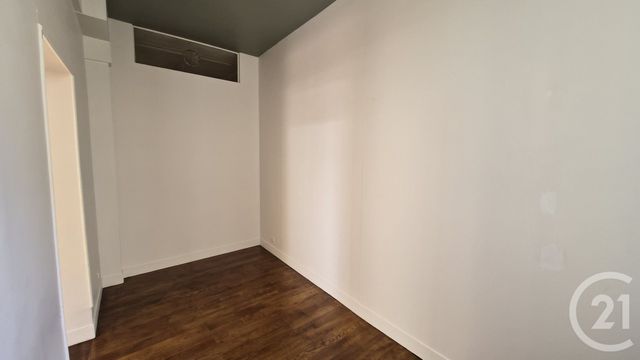 Local commercial à louer - 51.42 m2 - 77 - Seine-et-Marne