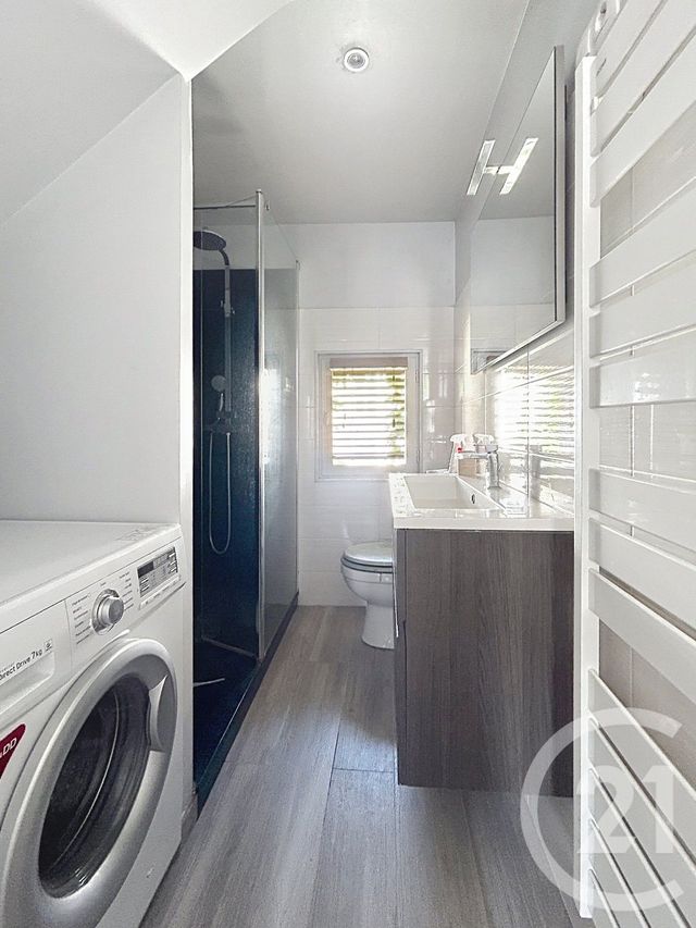 Appartement 2 pièces &agrave; louer - 2 pi&egrave;ces - 57,97 m2 - Fontainebleau - 77 - ILE-DE-FRANCE