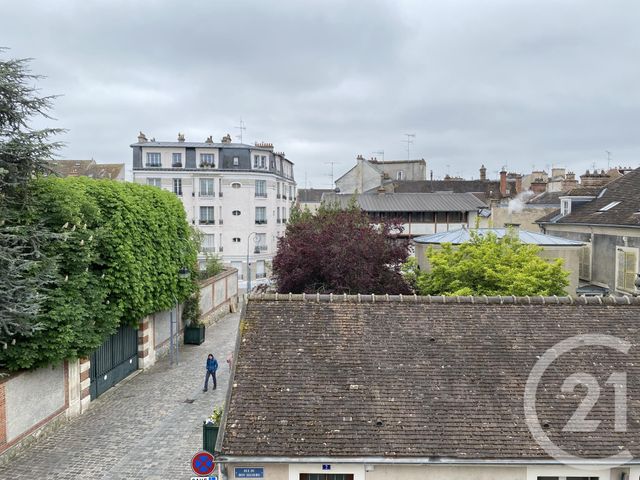 Appartement 2 pièces &agrave; louer - 2 pi&egrave;ces - 42,88 m2 - Fontainebleau - 77 - ILE-DE-FRANCE