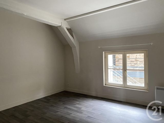 Appartement 2 pièces &agrave; louer - 2 pi&egrave;ces - 42,88 m2 - Fontainebleau - 77 - ILE-DE-FRANCE