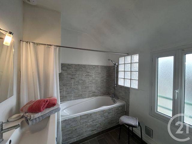 Appartement F2 &agrave; vendre - 2 pi&egrave;ces - 47,99 m2 - Fontainebleau - 77 - ILE-DE-FRANCE