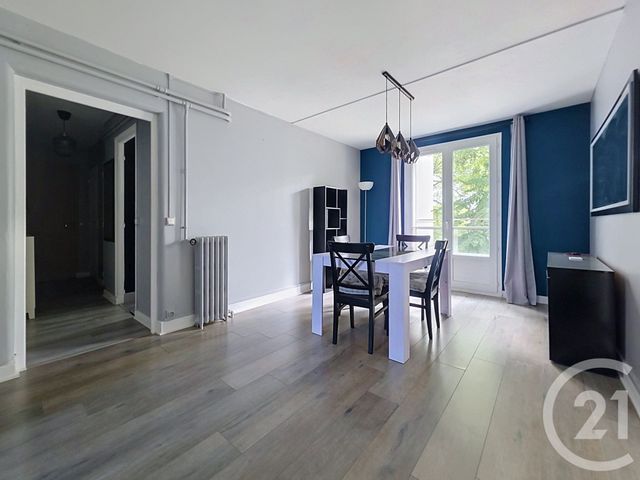 Appartement 4 Pièces à louer AVON