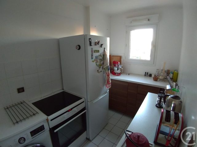Appartement Studio &agrave; louer - 1 pi&egrave;ce - 35,47 m2 - Fontainebleau - 77 - ILE-DE-FRANCE